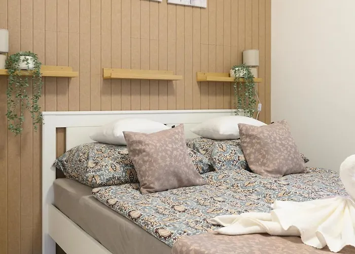 Majoros Garden Apartment *